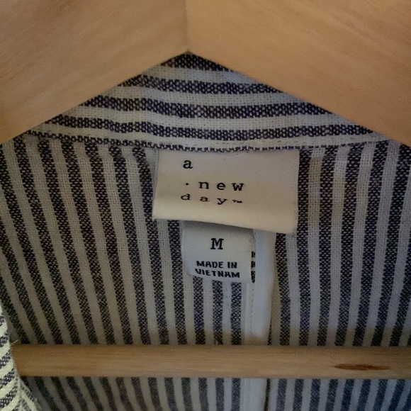 a new day blazer gray/white stripe sz medium - Picture 3 of 4